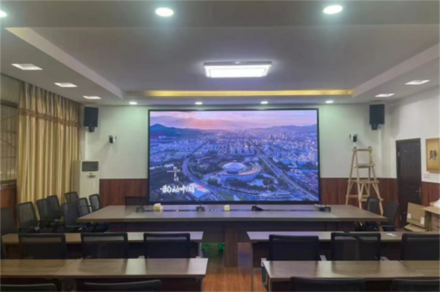 渝北中学 室内P1.8全彩